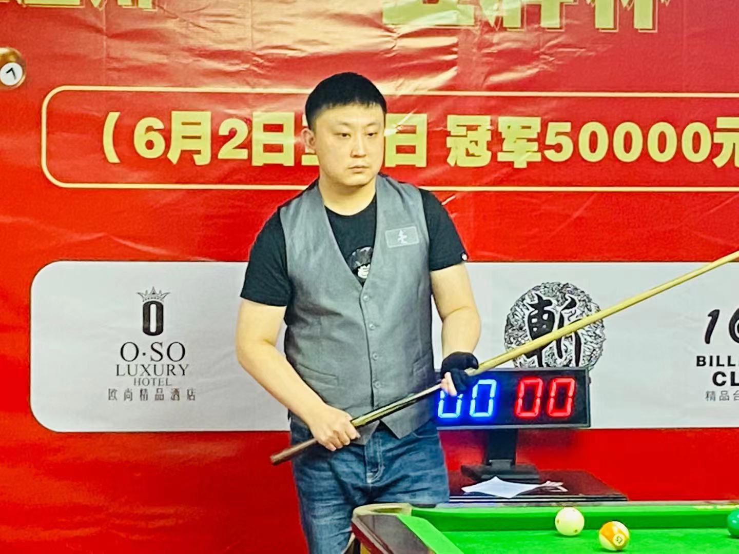 手轮番登场 手轮番登场