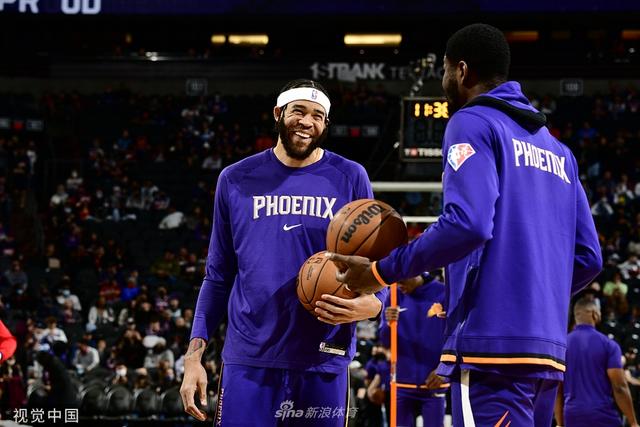 竞争激烈的 竞争激烈的